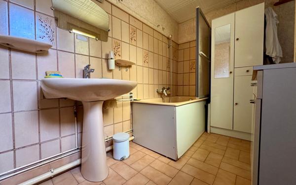 Maison à vendre    3 pièces • 64 m2 Saint-Quentin