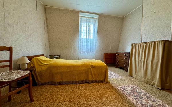 Maison à vendre    3 pièces • 64 m2 Saint-Quentin