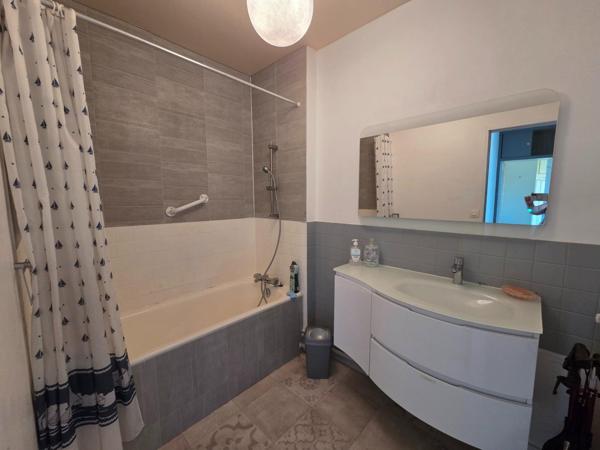 Appartement T4 dans résidence prisée