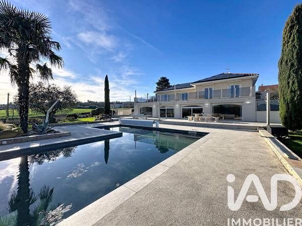 Maison à vendre 8 pièces 260 m² Saint-Martin-la-Plaine