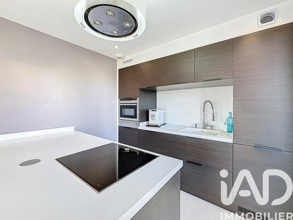 Maison à vendre 8 pièces 260 m² Saint-Martin-la-Plaine