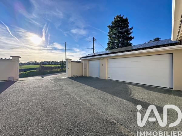 Maison à vendre 8 pièces 260 m² Saint-Martin-la-Plaine