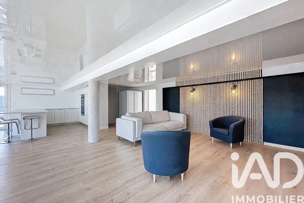 Maison à vendre 8 pièces 260 m² Saint-Martin-la-Plaine