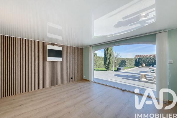 Maison à vendre 8 pièces 260 m² Saint-Martin-la-Plaine