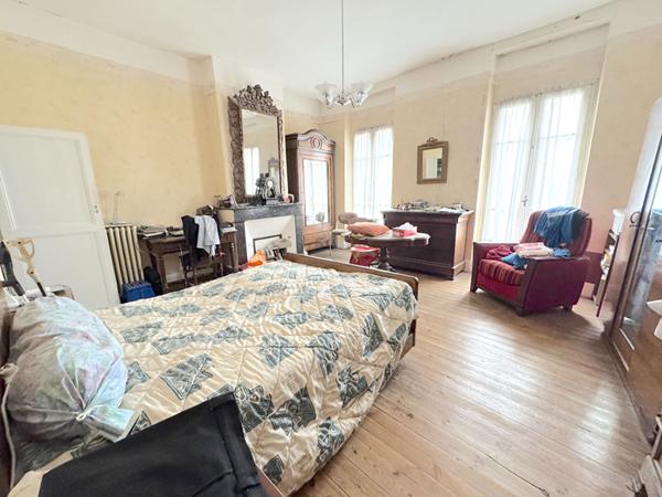 À VENDRE : PAMIERS MAISON DE VILLE DE 110M2 AVEC TERRASSE