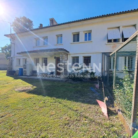 A VENDRE MAISON FAMILIALE 6 CHAMBRES 232 M² SUR TERRAIN 2400 M²