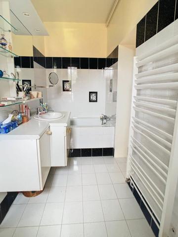 Appartement à vendre    4 pièces • 107 m2 Guyancourt