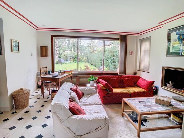 Appartement à vendre    4 pièces • 107 m2 Guyancourt