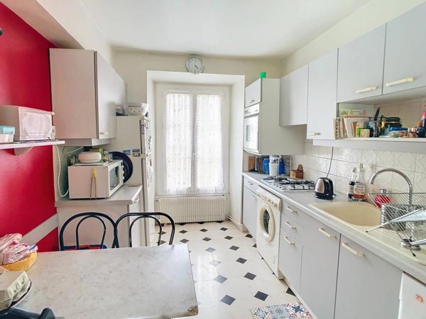 Appartement à vendre    4 pièces • 107 m2 Guyancourt