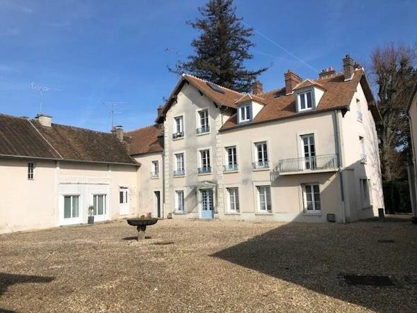 Appartement à vendre    4 pièces • 107 m2 Guyancourt