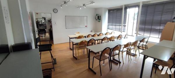 Centre ville Le MANS Immeuble de rapport actuellement loué 350 m² Loyer de 3450 euros /Mois
