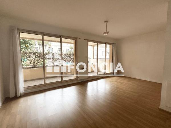 Location Studio 33 m² - RESIDENCE LE LAFAYETTE Cholet 49300