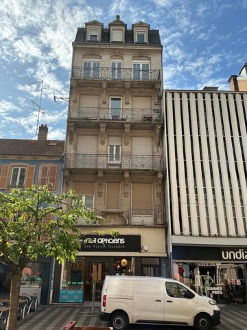 Appartement triplex, 161 m², 8 pièces, 6 chambres