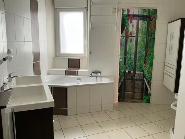 Appartement triplex, 161 m², 8 pièces, 6 chambres