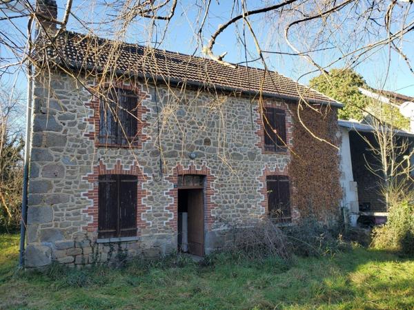 Maison à restaurer à vendre à Bussière-Dunoise en Creuse (23320), ref : 10986/744