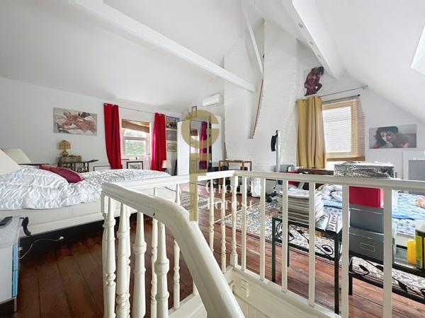 NOUVEAUTÉ : 130M2 SUR 972M2.