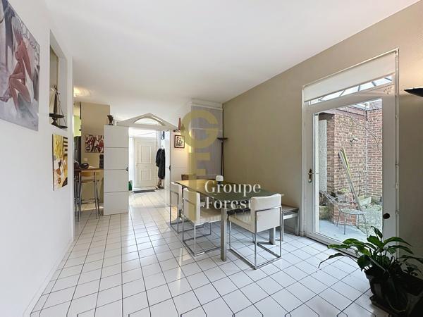 NOUVEAUTÉ : 130M2 SUR 972M2.