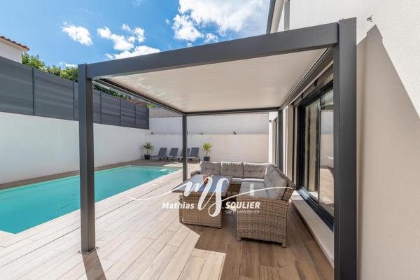 Villa haut de gamme 2023 de 145 m² avec piscine