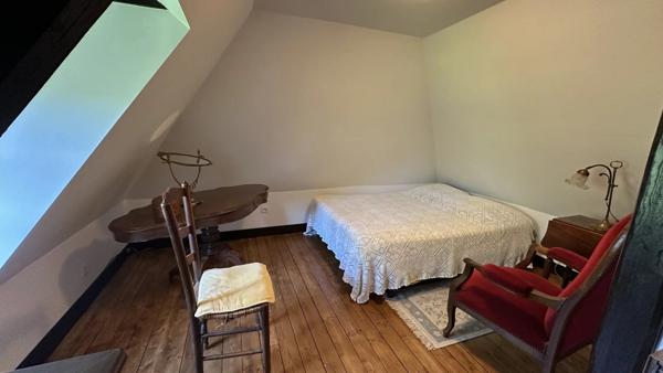 Vente                                                      Maison
                        
                     6 pièces                      82 m2                     à Épaignes