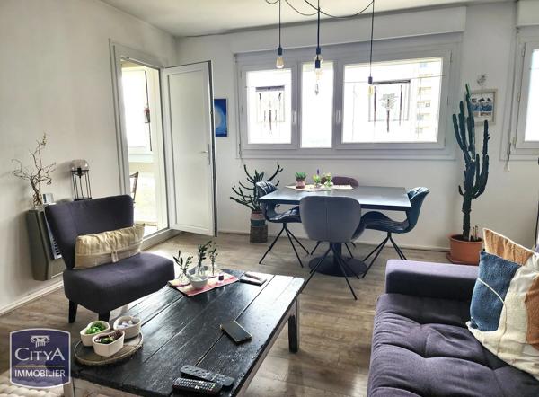 Appartement à vendre 2 pièces 54m² Cholet (49300)
