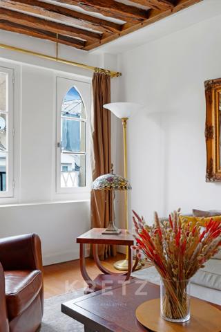 Palais Royal - Musée du Louvre - Appartement traversant