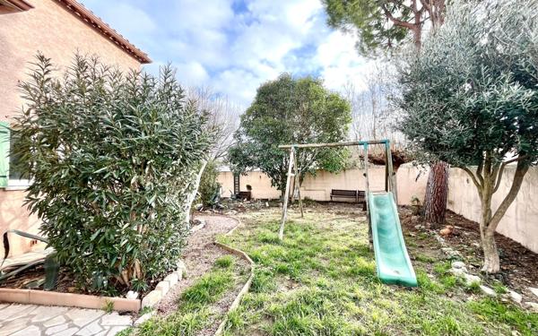 Maison à vendre    8 pièces • 215 m2 Montbazin