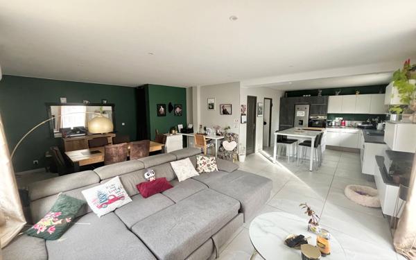 Maison à vendre    8 pièces • 215 m2 Montbazin