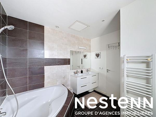 A vendre : Belle villa récente avec piscine - 71570 LA CHAPELLE DE GUINCHAY