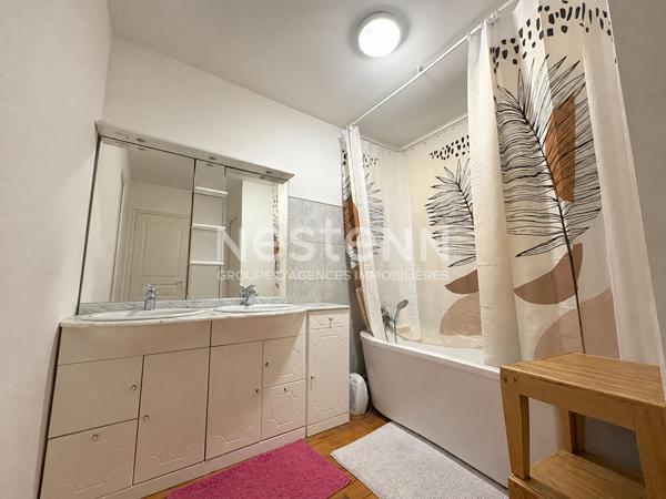 A Rochefort Hyper-Centre Place Colbert - Appartement Duplex 3 chambres - 115 m²