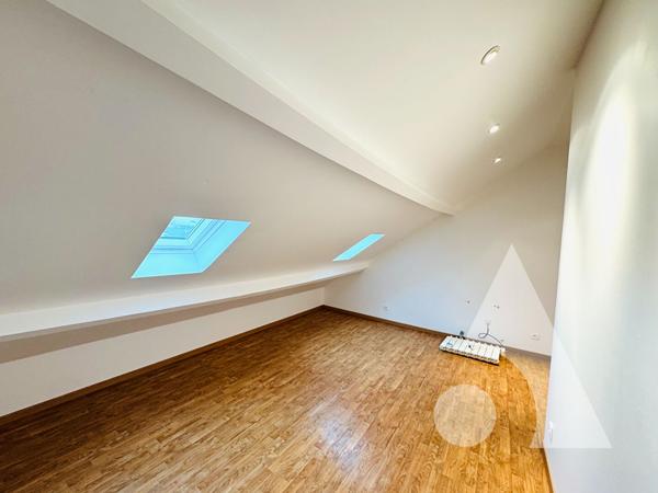 Immeuble 5 pièces 170 m2