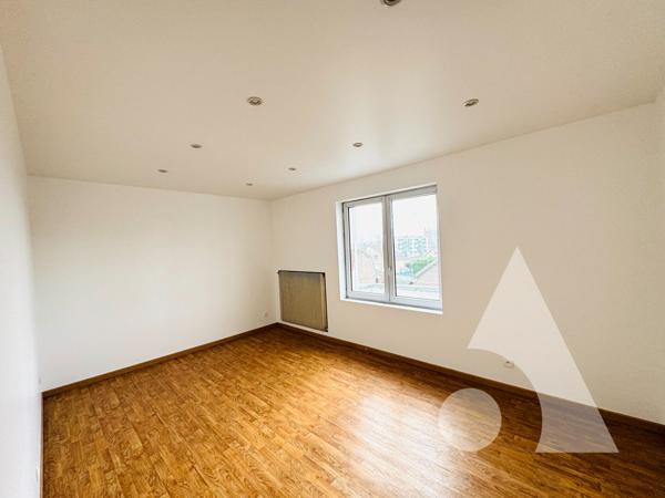 Immeuble 5 pièces 170 m2