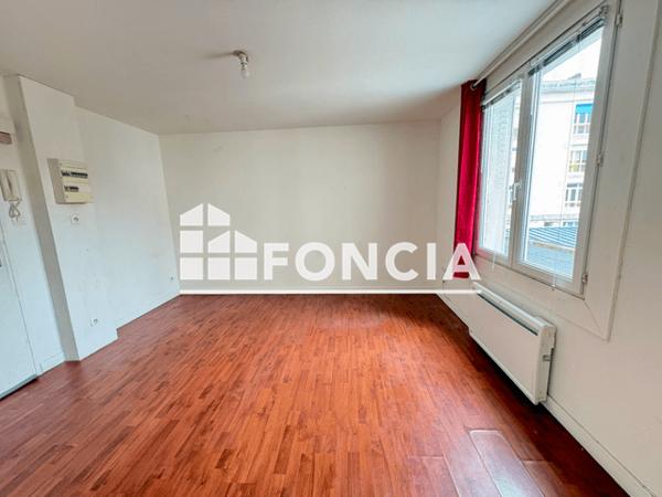 Location Studio 20.15 m² - 84 boulevard de la Libération Saint Nazaire 44600