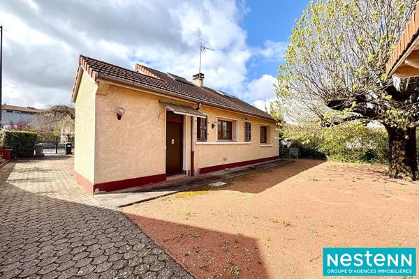 Maison de 5pièces d'environ 83m² sur un terrain de 1 172m² située à Villeurbanne Les Brosses !