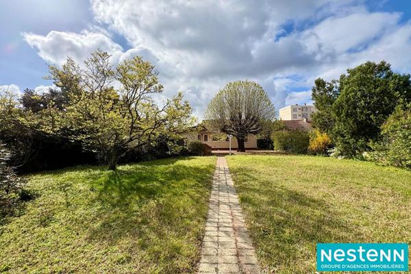 Maison de 5pièces d'environ 83m² sur un terrain de 1 172m² située à Villeurbanne Les Brosses !