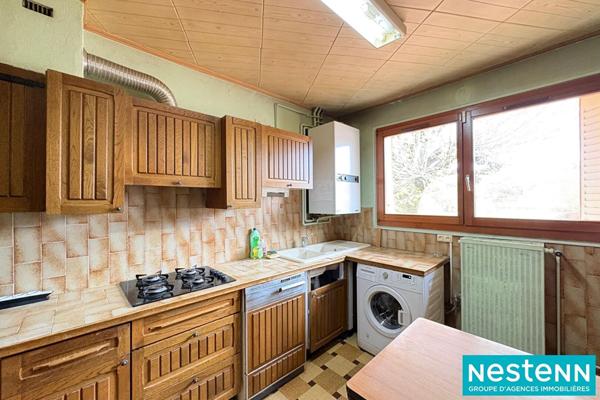 Maison de 5pièces d'environ 83m² sur un terrain de 1 172m² située à Villeurbanne Les Brosses !