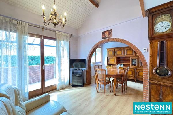 Maison de 5pièces d'environ 83m² sur un terrain de 1 172m² située à Villeurbanne Les Brosses !