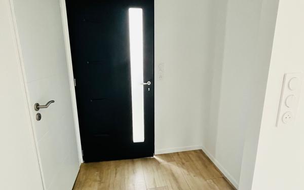 Maison à vendre    4 pièces •  Médis