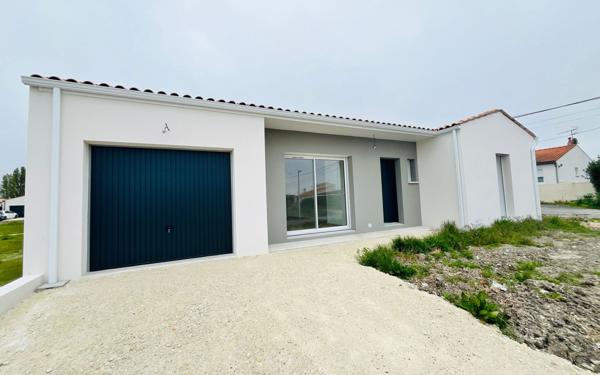 Maison à vendre    4 pièces •  Médis