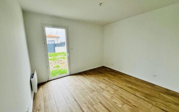 Maison à vendre    4 pièces •  Médis