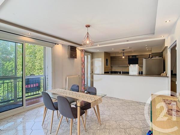 Appartement F4 à vendre  4 pièces - 97,88 m2 PERPIGNAN - 66