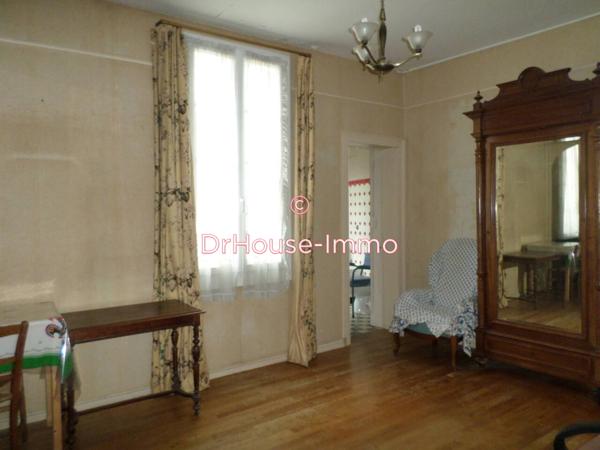 Maison à vendre 10 pièces de 217 m²