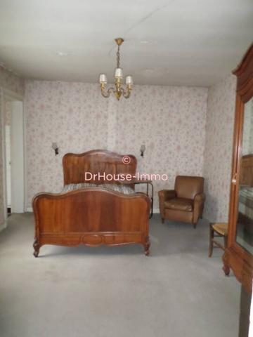 Maison à vendre 10 pièces de 217 m²