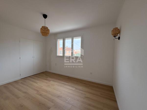 Maison totalement renovée à vendre à Saint Cyprien - Charme des années 80 et confort moderne