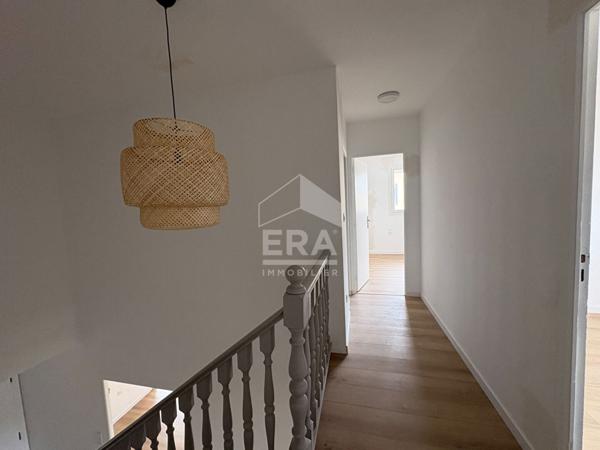 Maison totalement renovée à vendre à Saint Cyprien - Charme des années 80 et confort moderne