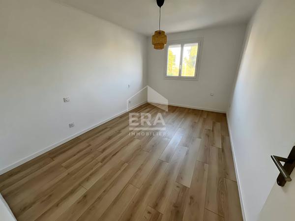 Maison totalement renovée à vendre à Saint Cyprien - Charme des années 80 et confort moderne