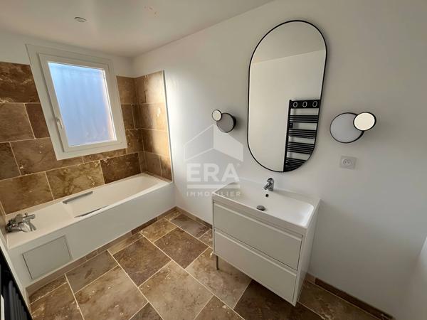 Maison totalement renovée à vendre à Saint Cyprien - Charme des années 80 et confort moderne