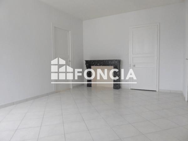 Location Appartement 3 pièces 65.41 m² - 31 RUE DE LA PAIX Laval 53000