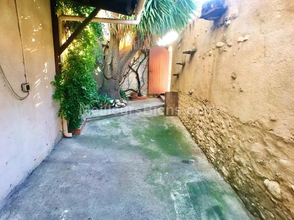 Maison de village en CAYROU