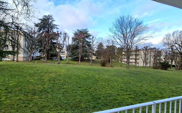 Appartement à vendre    5 pièces • 103,55 m2 Chambourcy