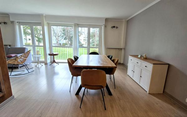 Appartement à vendre    5 pièces • 103,55 m2 Chambourcy